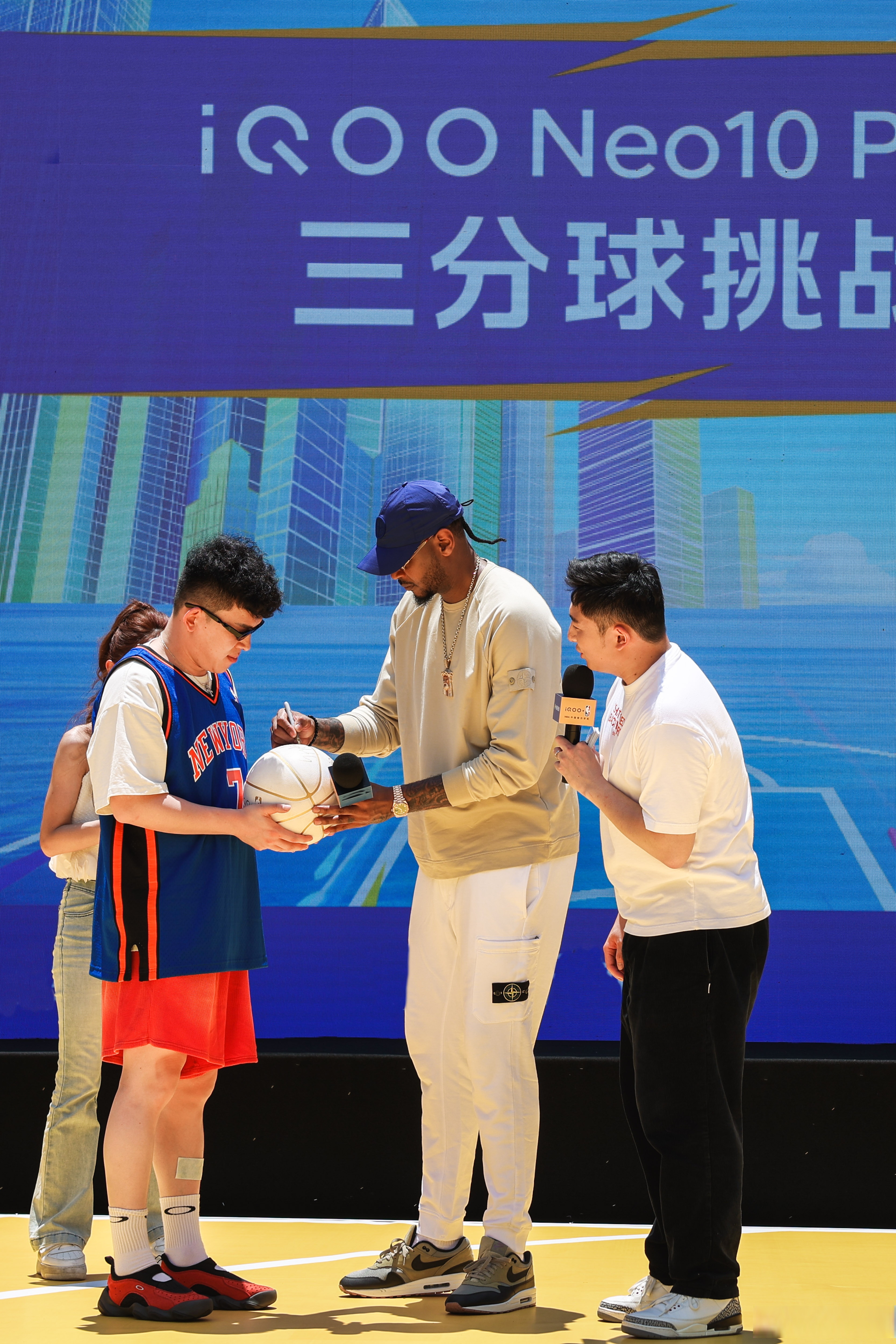 NBA疫情暂停，球星们纷纷转战线上互动